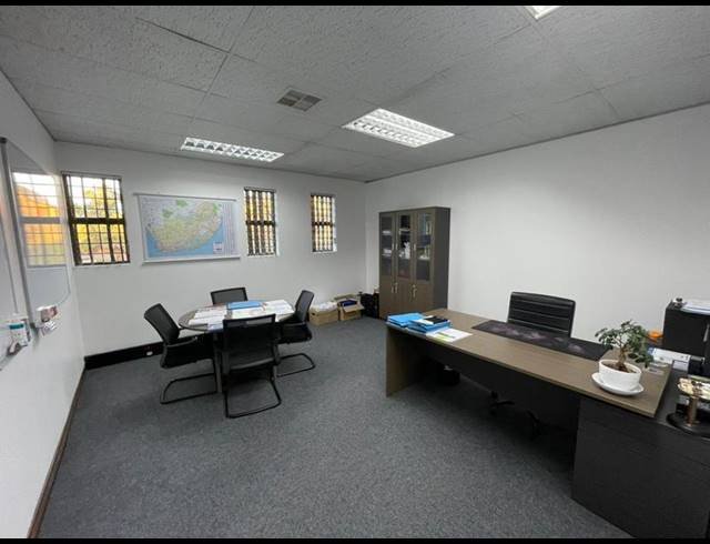 BUSINESS PROPERTY TO RENT IN ELDORAIGNE